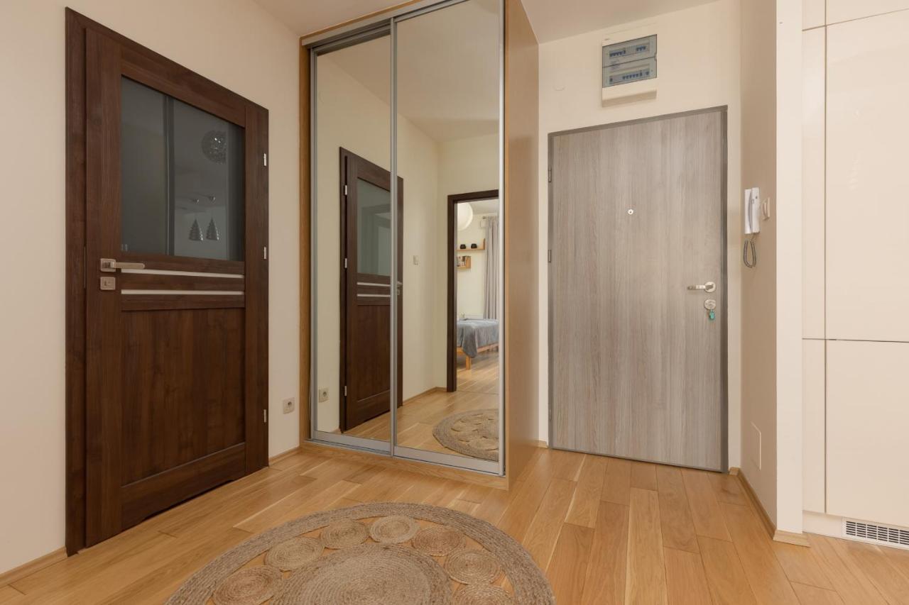 Osiedle Intenso Warszawa Wola By Noclegi Renters Ngoại thất bức ảnh