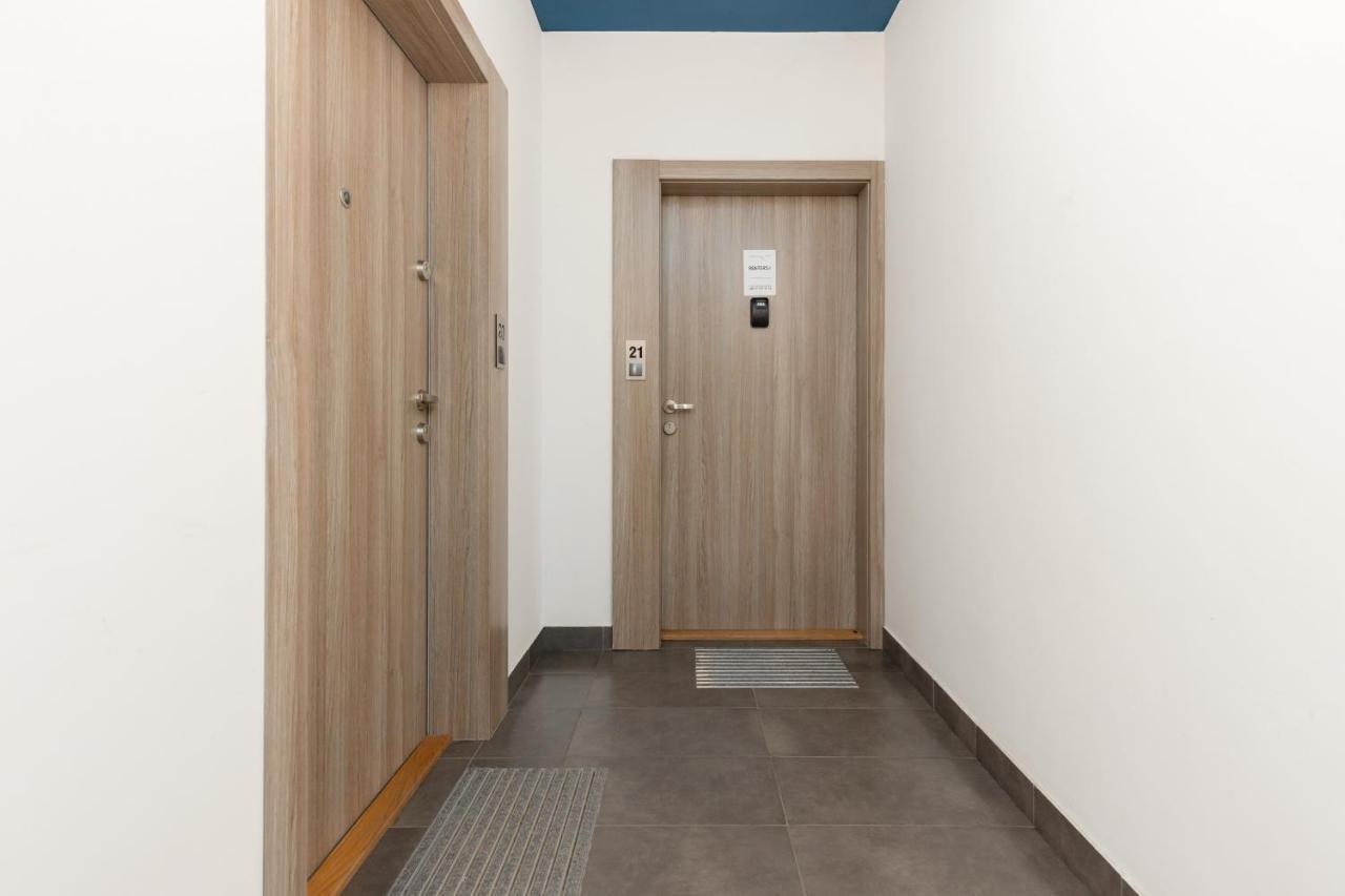 Osiedle Intenso Warszawa Wola By Noclegi Renters Ngoại thất bức ảnh
