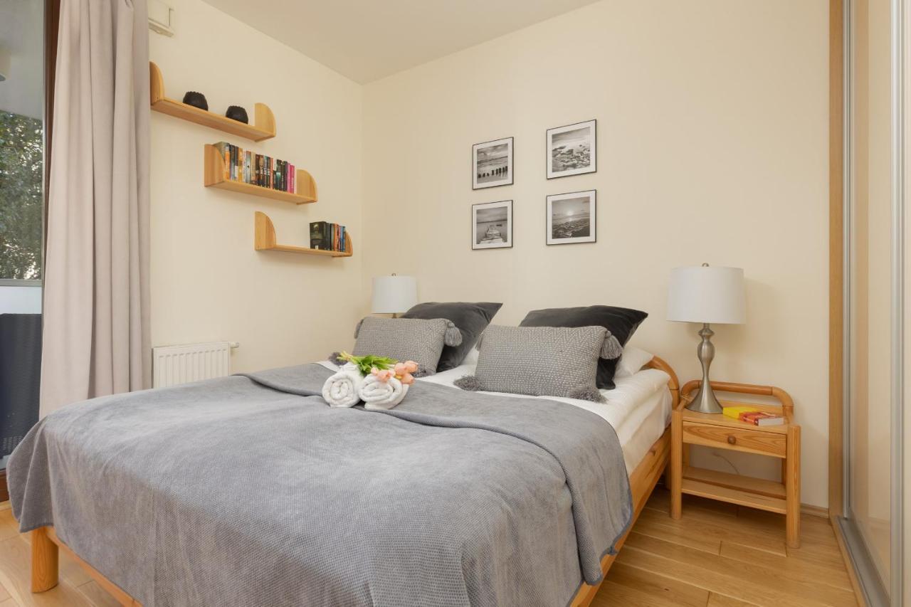 Osiedle Intenso Warszawa Wola By Noclegi Renters Ngoại thất bức ảnh